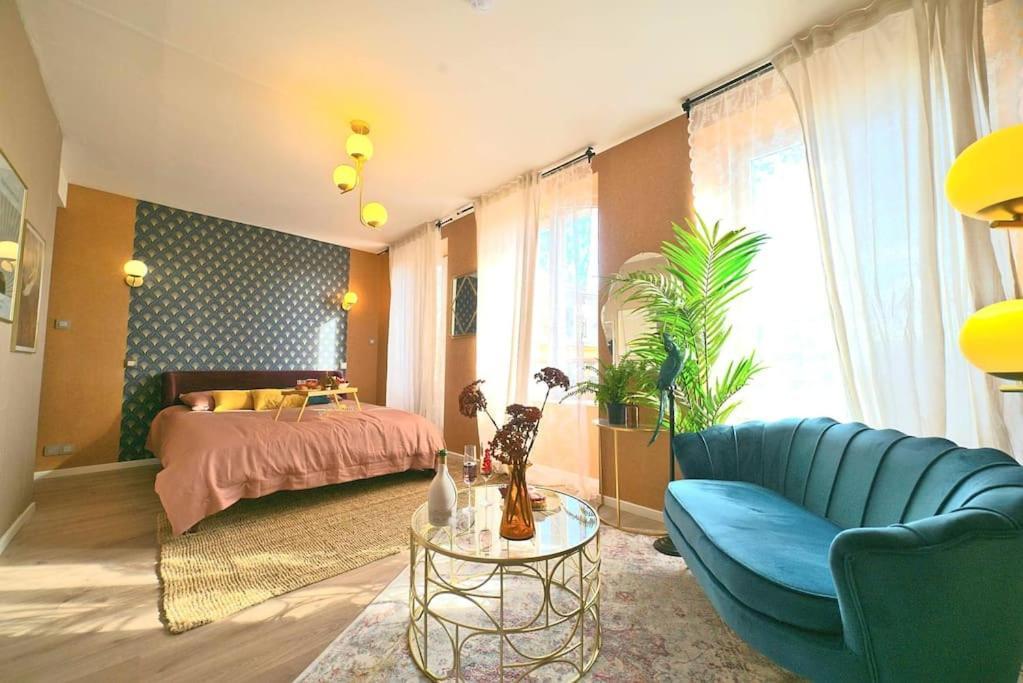 مُلووز Luxury Room Jacuzzi Centre Ville Haut De Gamme المظهر الخارجي الصورة